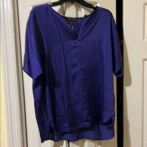 NWT Eileen Fisher Blue Silk Short Sleeve Blouse - size S